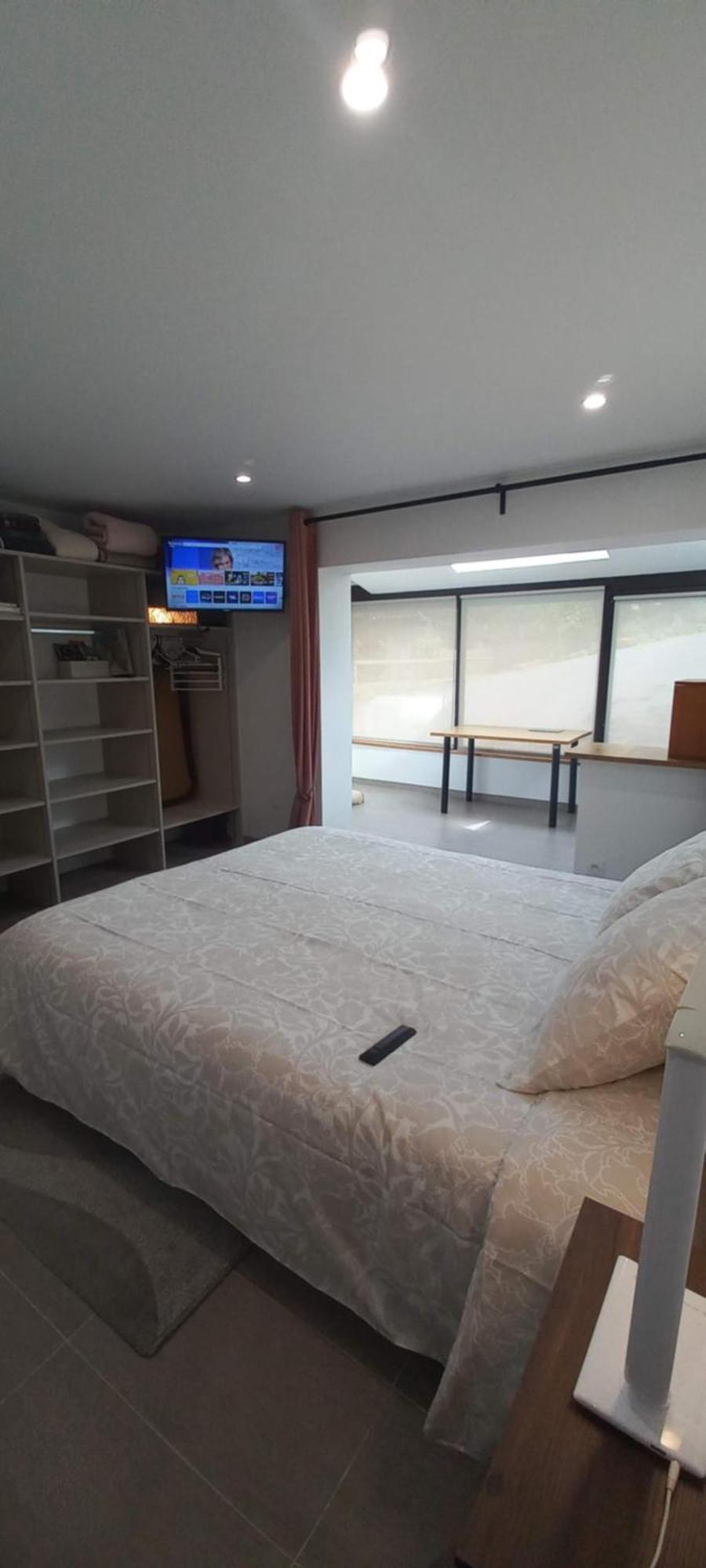 La Casa: Tranquil B&B with Private Parking and Garden Urrugne Exterior photo