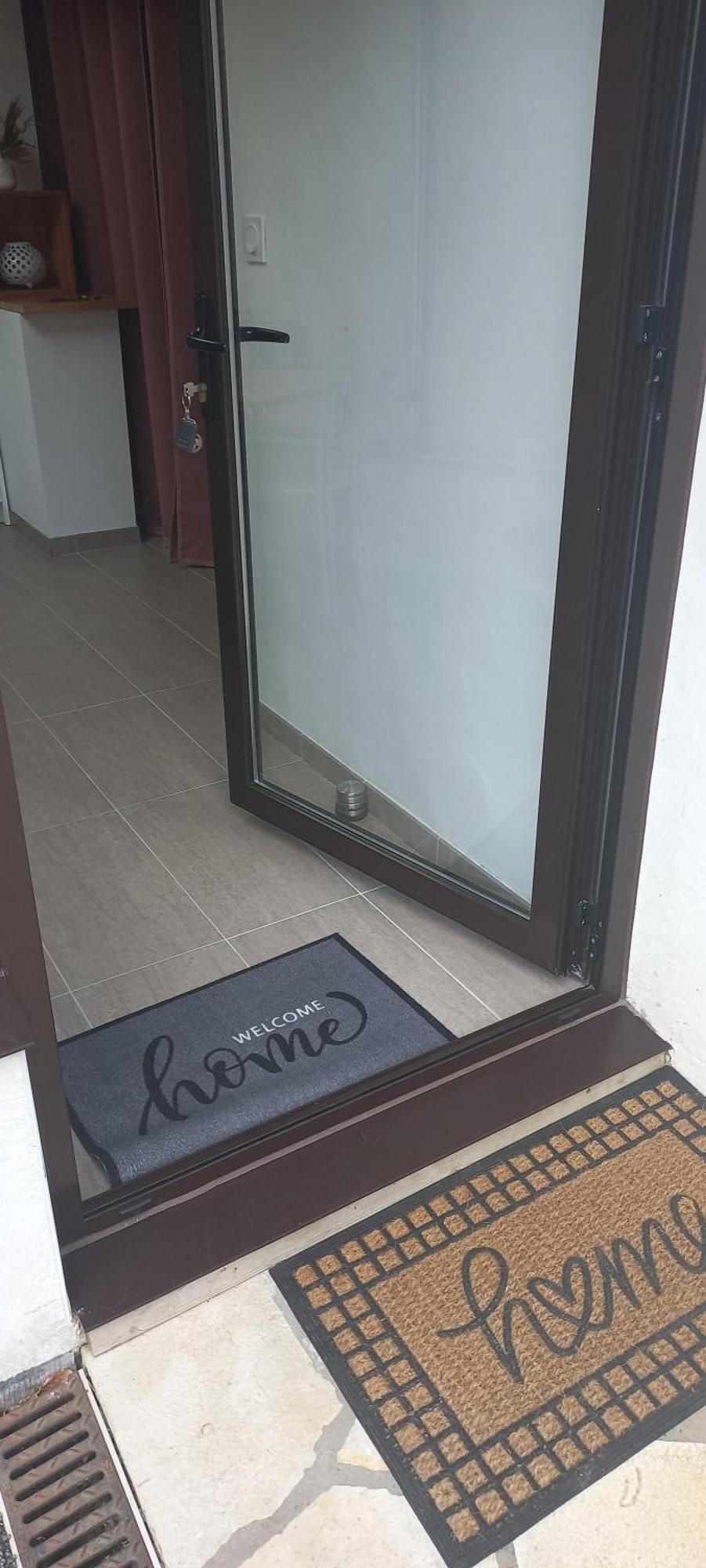 La Casa: Tranquil B&B with Private Parking and Garden Urrugne Exterior photo